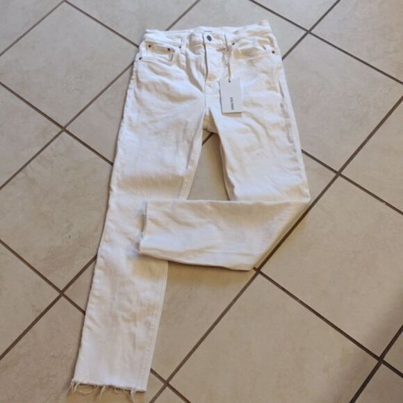 GRLFRND Denim the Reed white distressed cropped Jean Revolve brand new size 25 - Picture 2 of 14